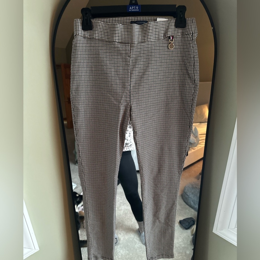Tommy Hilfiger Brown and White Checkered Pants - Picture 5 of 7